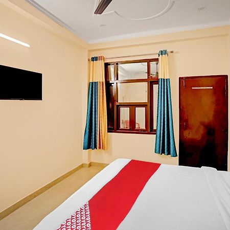 Hotel O Pari Hotel Ghaziabad Exterior foto