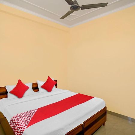 Hotel O Pari Hotel Ghaziabad Exterior foto