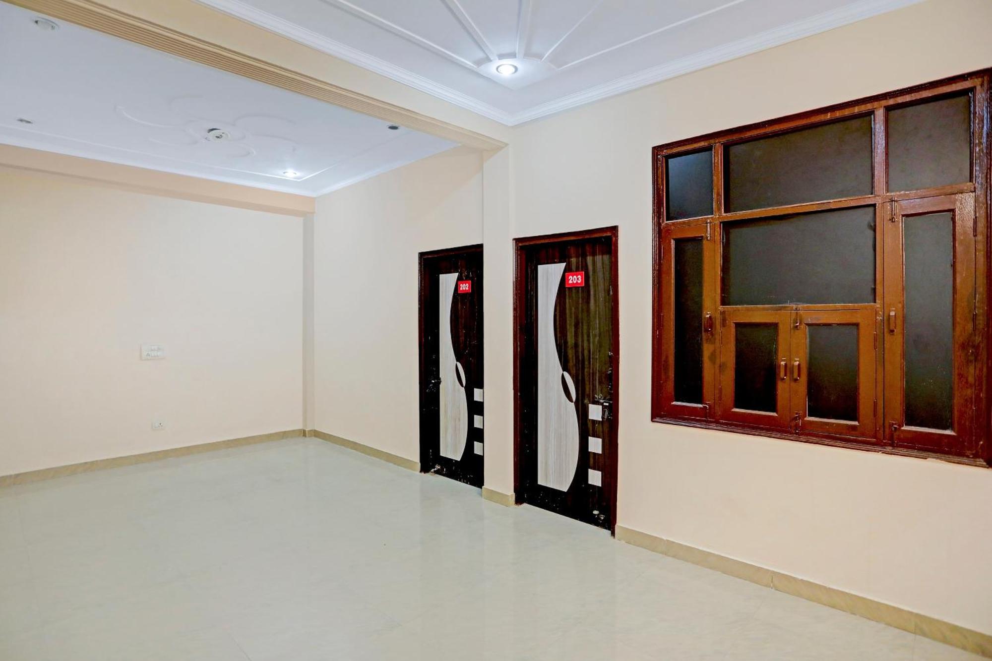 Hotel O Pari Hotel Ghaziabad Exterior foto