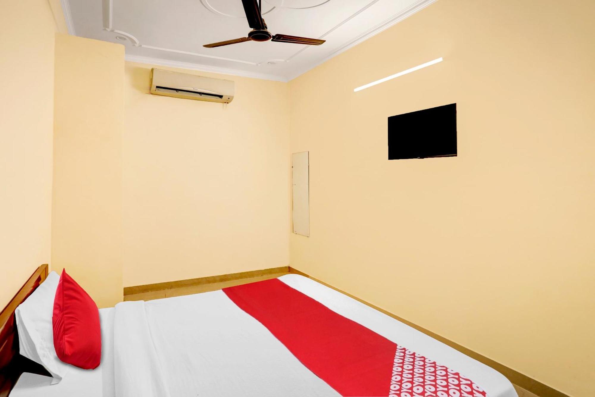 Hotel O Pari Hotel Ghaziabad Exterior foto